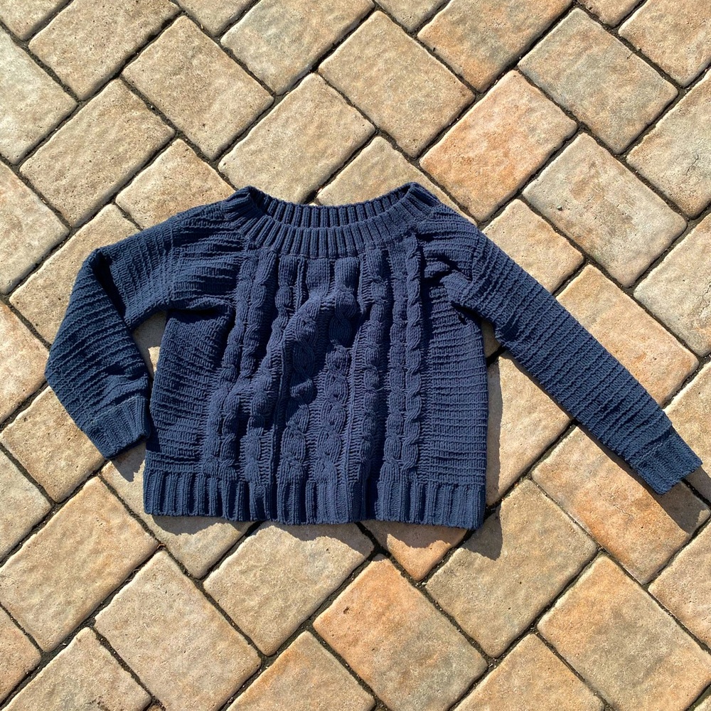 American Eagle Outfitters Sweater